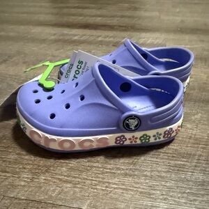 CROCS Kids Lavender Water Shoes